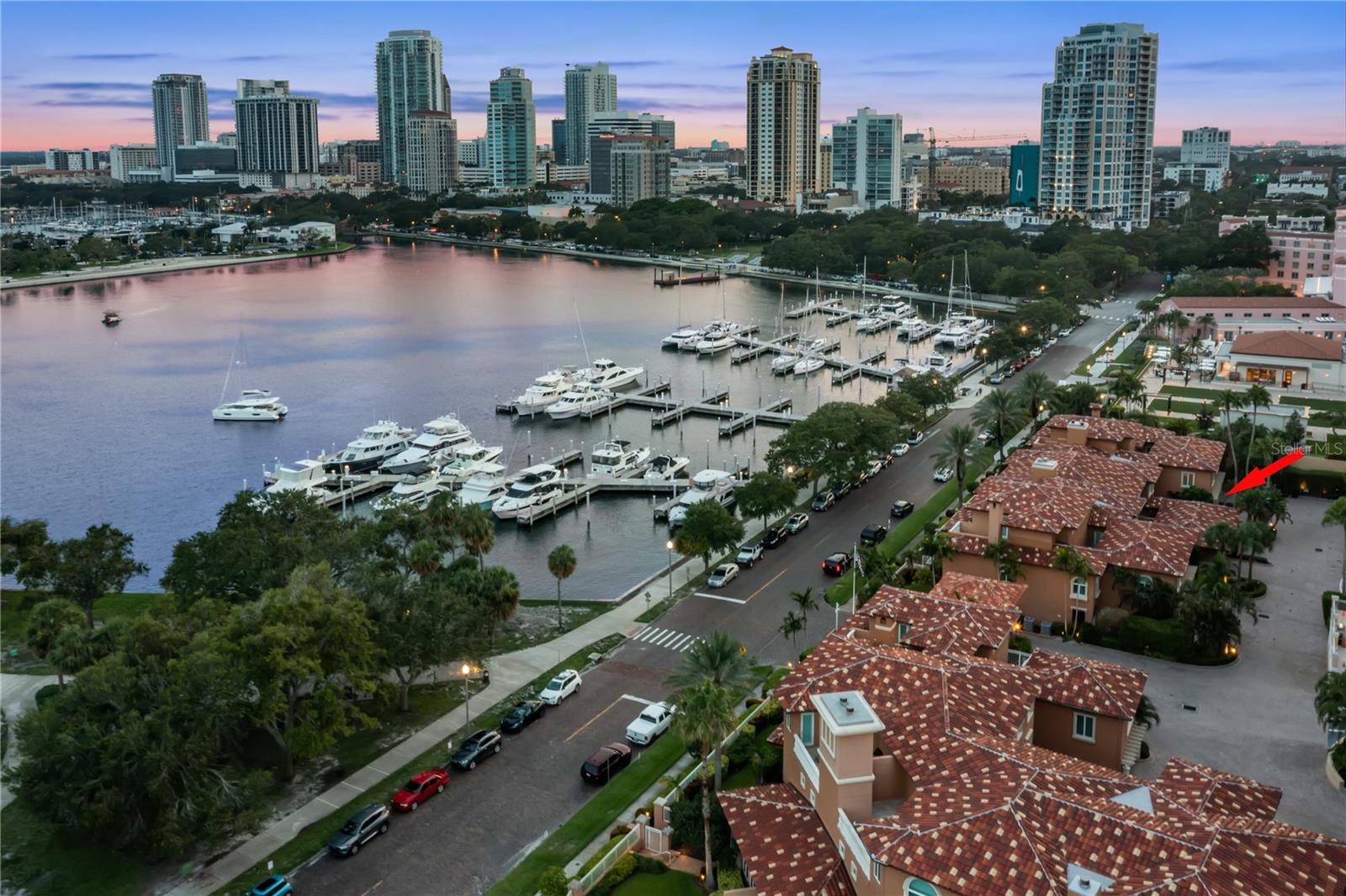 VINOY PLACE CONDO - Residential