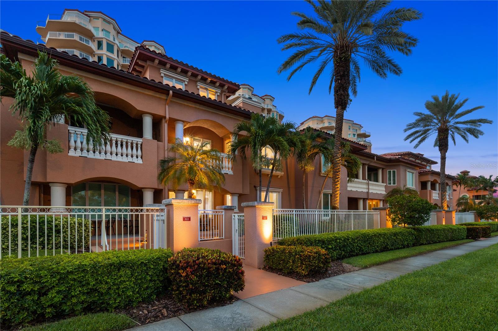 VINOY PLACE CONDO - Residential