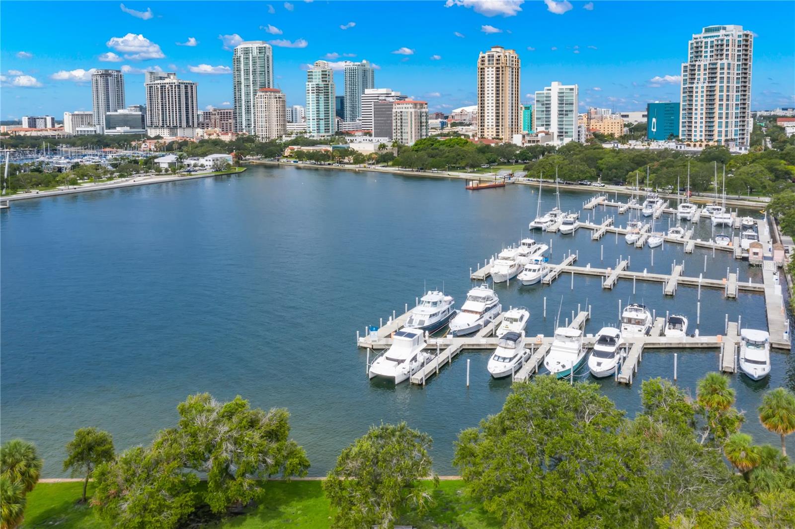 VINOY PLACE CONDO - Residential