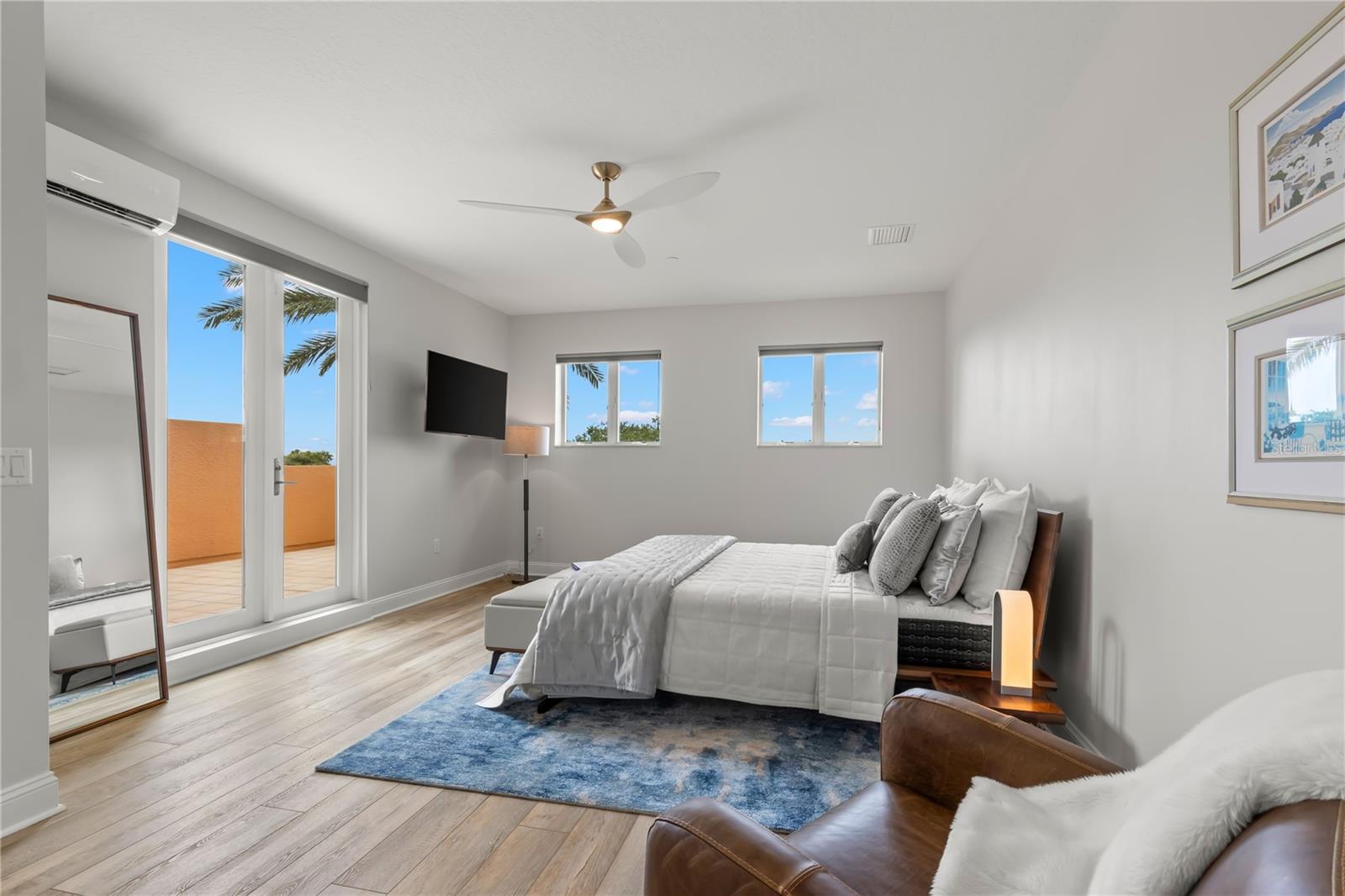 VINOY PLACE CONDO - Residential