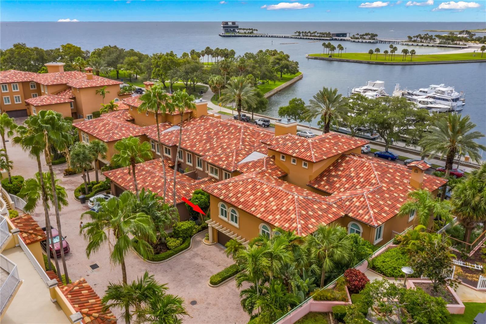 VINOY PLACE CONDO - Residential