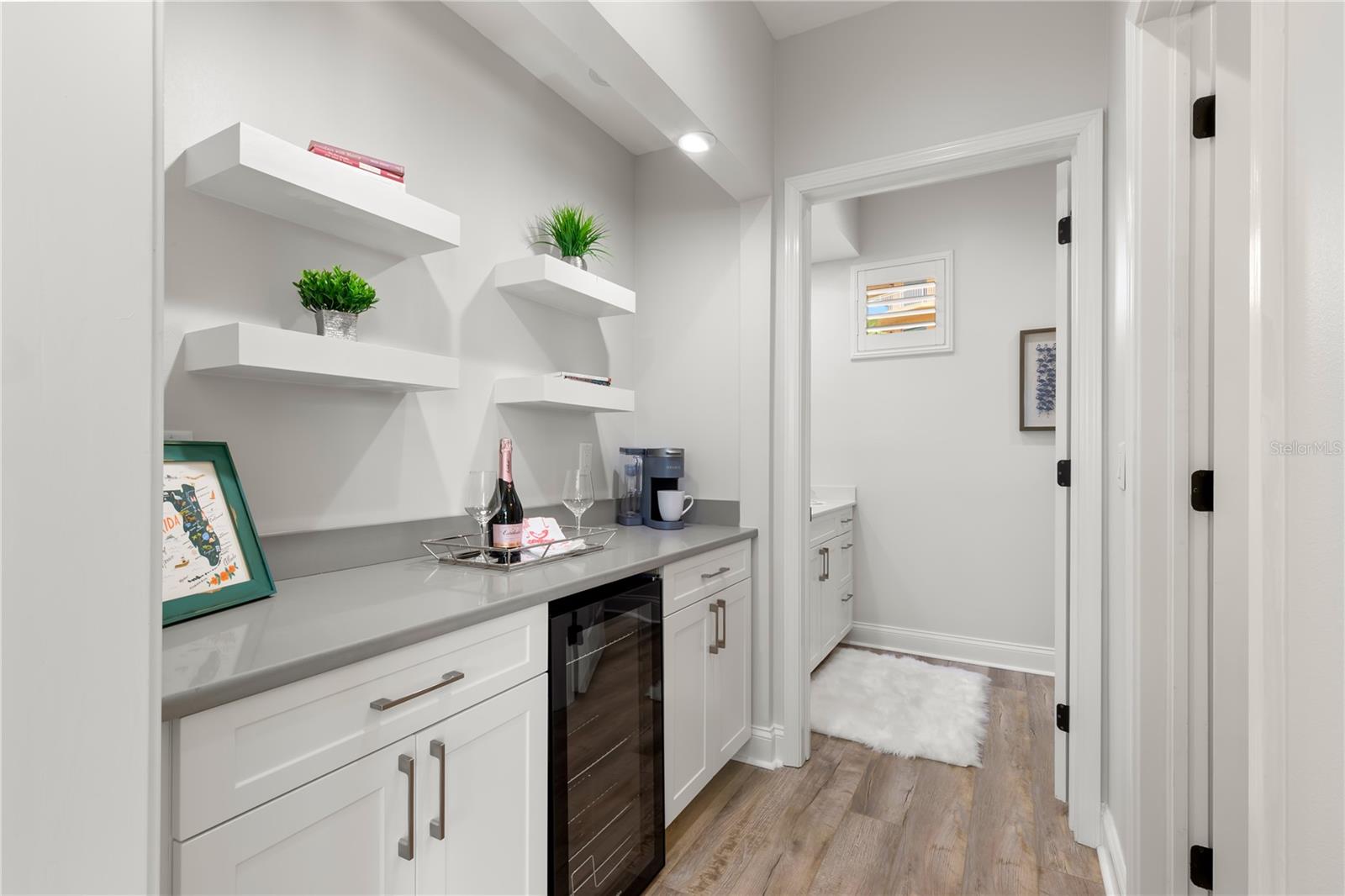 VINOY PLACE CONDO - Residential