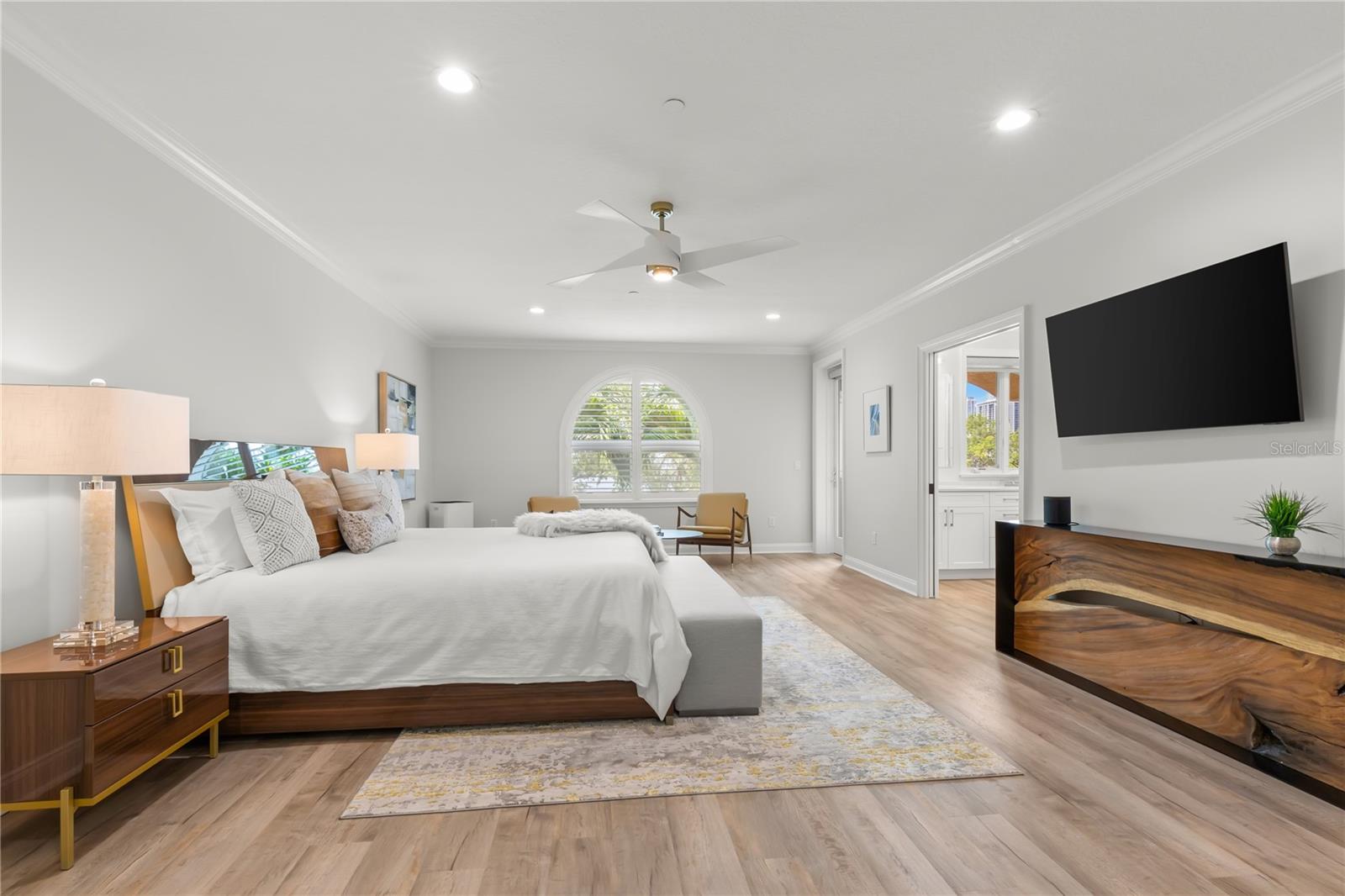 VINOY PLACE CONDO - Residential