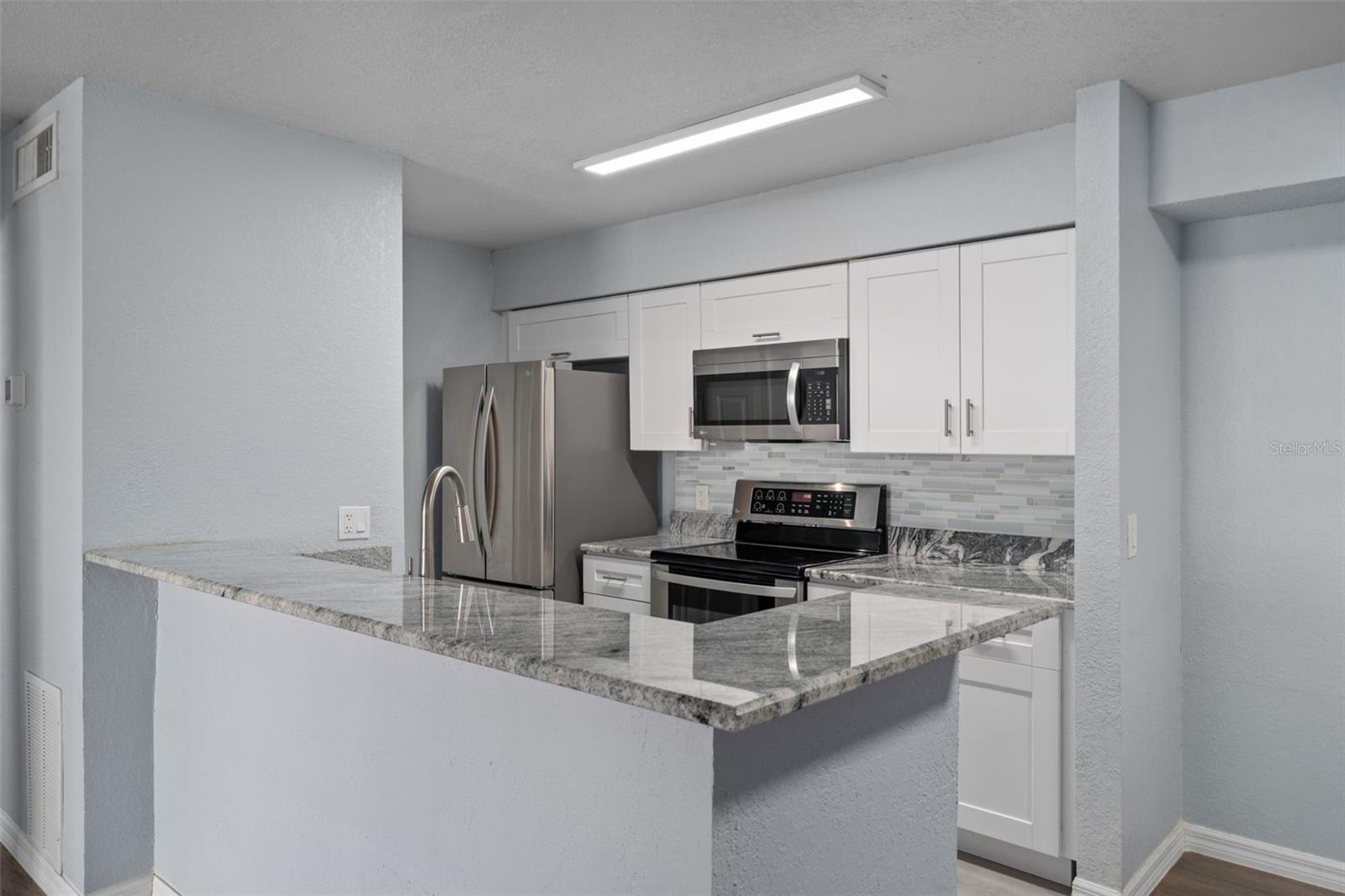 THE HIGHLANDS AT HUNTERS GREE - Residential