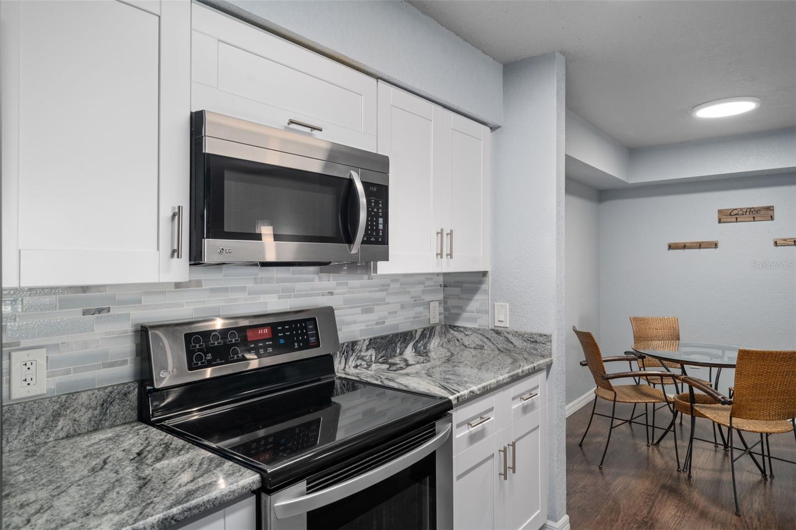 THE HIGHLANDS AT HUNTERS GREE - Residential