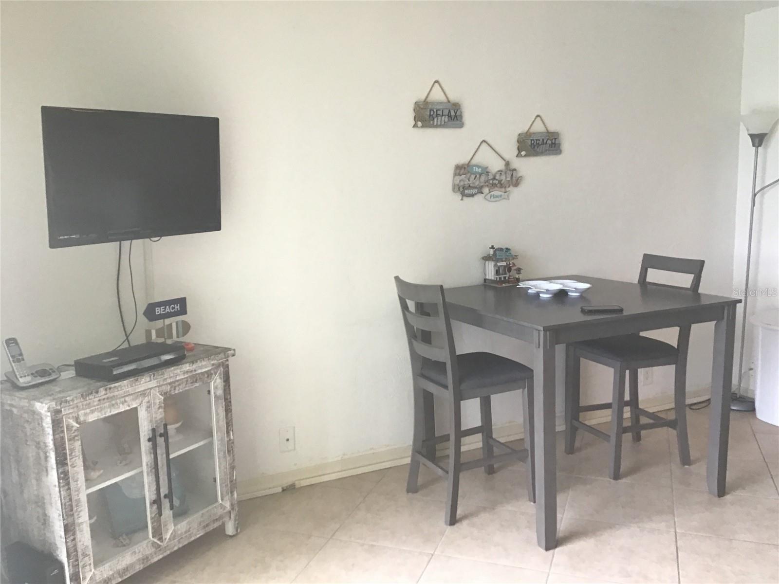 VANTAGE POINTE POOL & RACQUET CLUB CONDO - Residential Lease