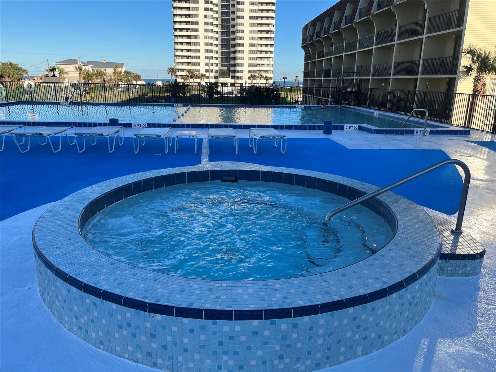 VANTAGE POINTE POOL & RACQUET CLUB CONDO - Residential Lease