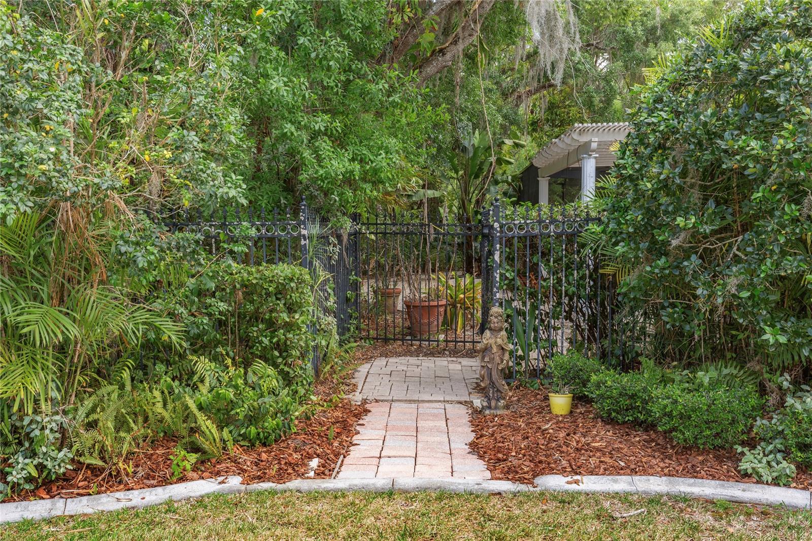 TURTLE CREEK UNIT-ONE - Residential