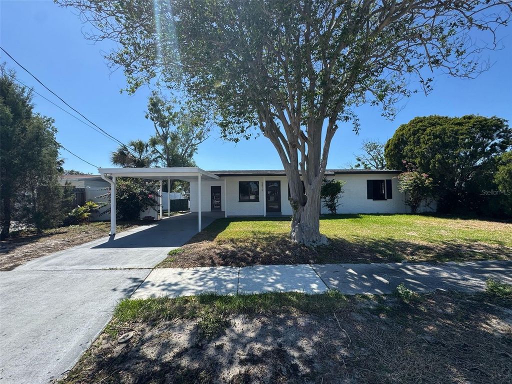 Photo of 5812 Liverpool Drive, Tampa, FL 33615 (MLS # TB8371004)