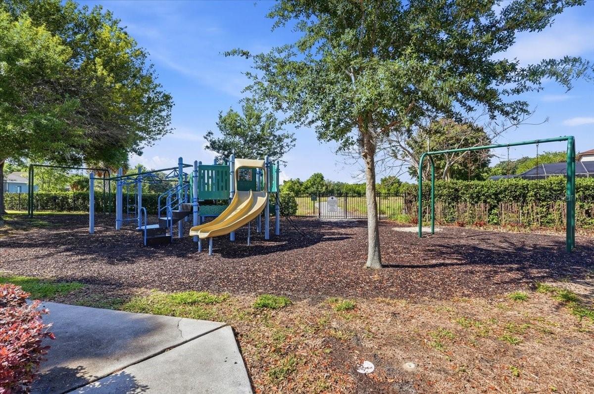 ESTATES AUBURNDALE PH 02 - Residential