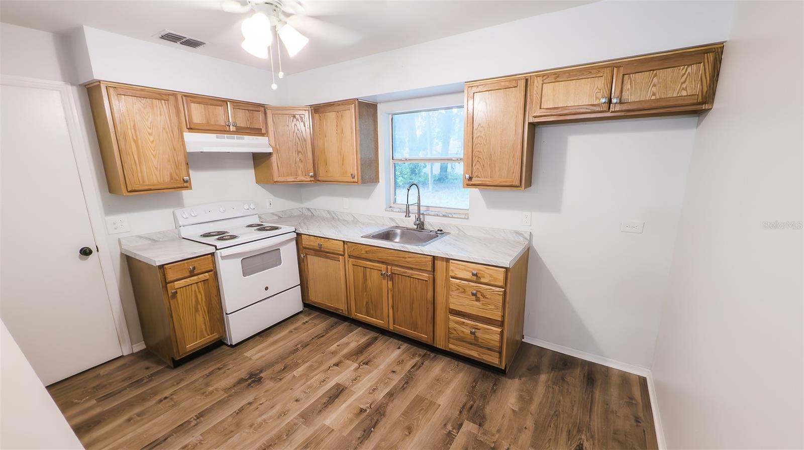 MEADOWLAWN ADD - Residential