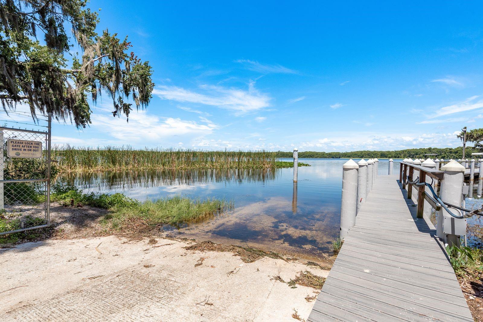 HIGHLAND LAKES UNIT THIRTYFOUR - Residential