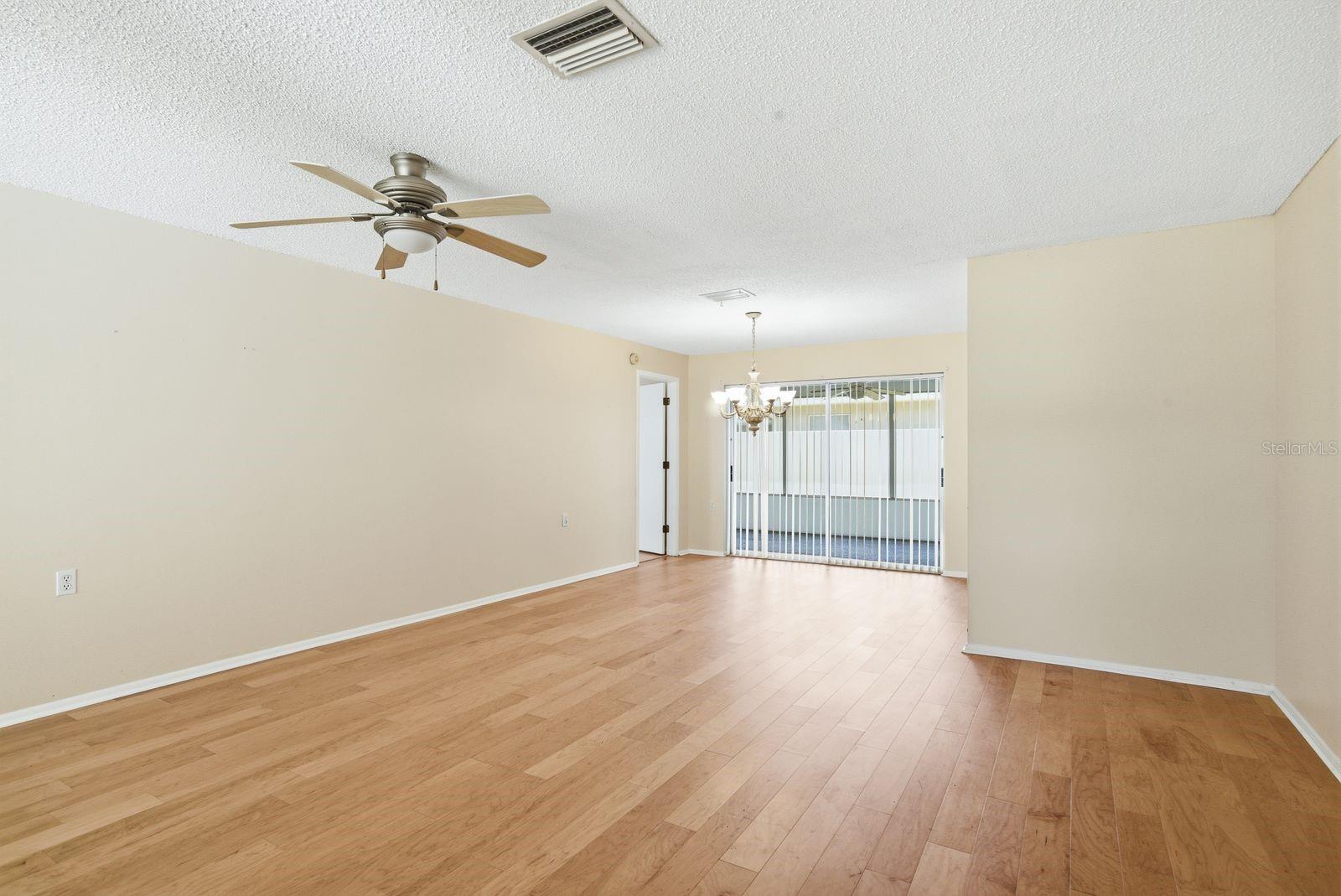 HIGHLAND LAKES UNIT THIRTYFOUR - Residential