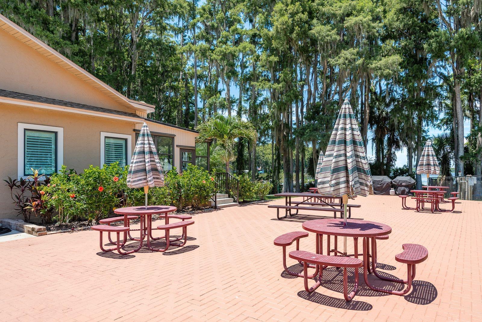HIGHLAND LAKES UNIT THIRTYFOUR - Residential