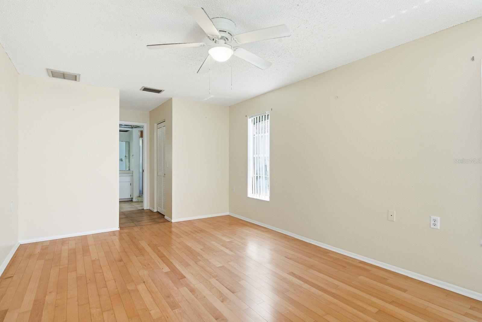HIGHLAND LAKES UNIT THIRTYFOUR - Residential