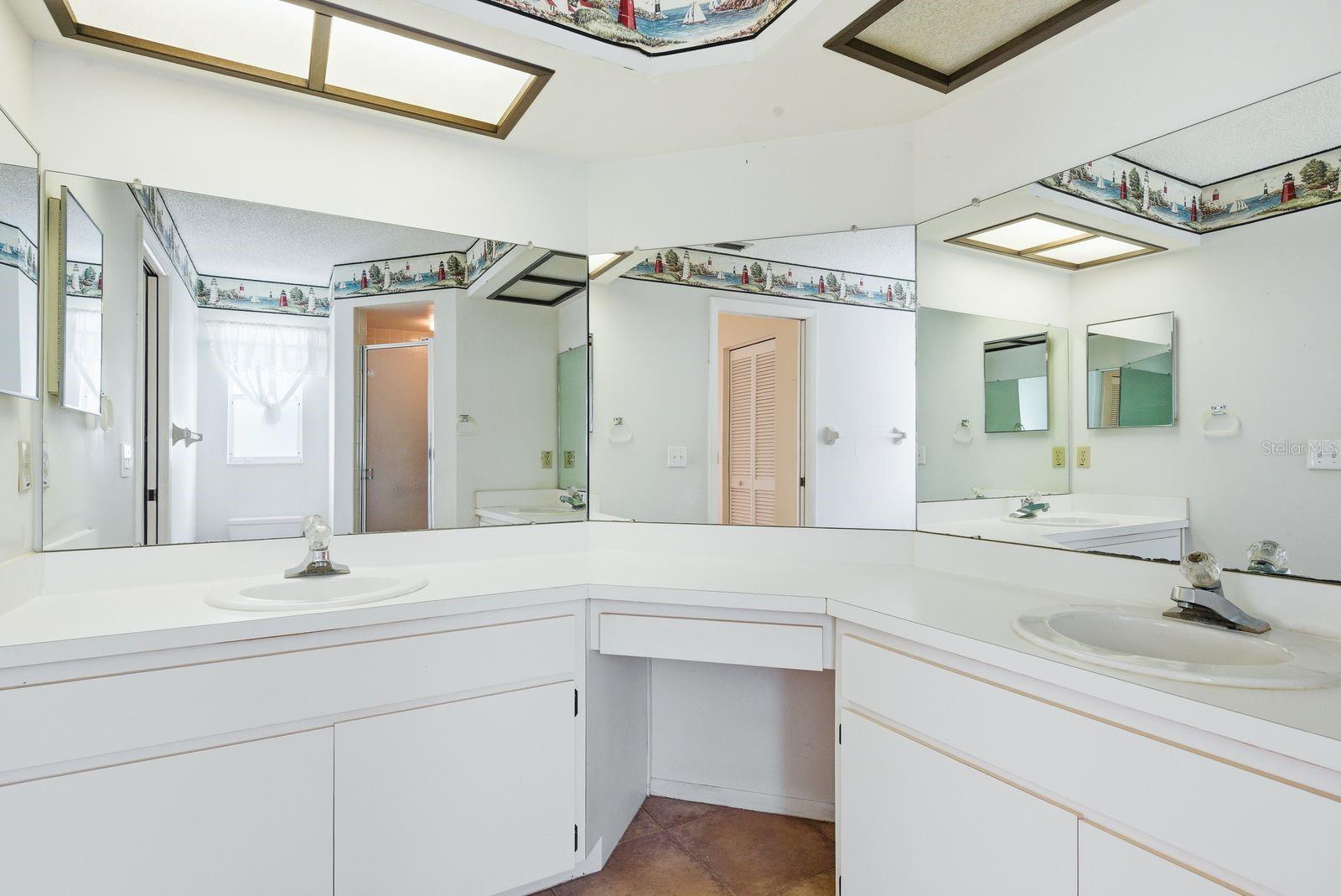 HIGHLAND LAKES UNIT THIRTYFOUR - Residential