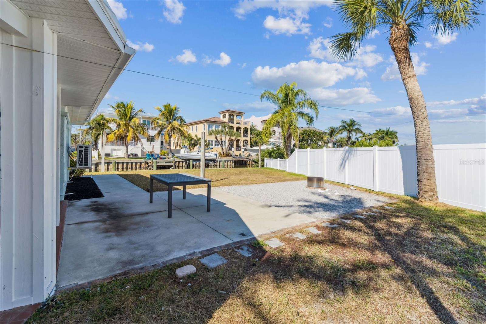 SHORE ACRES EDGEWATER SEC BLKS 17 & 18 - Residential Lease