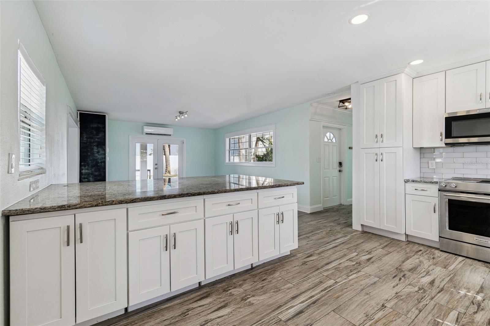 SHORE ACRES EDGEWATER SEC BLKS 17 & 18 - Residential Lease