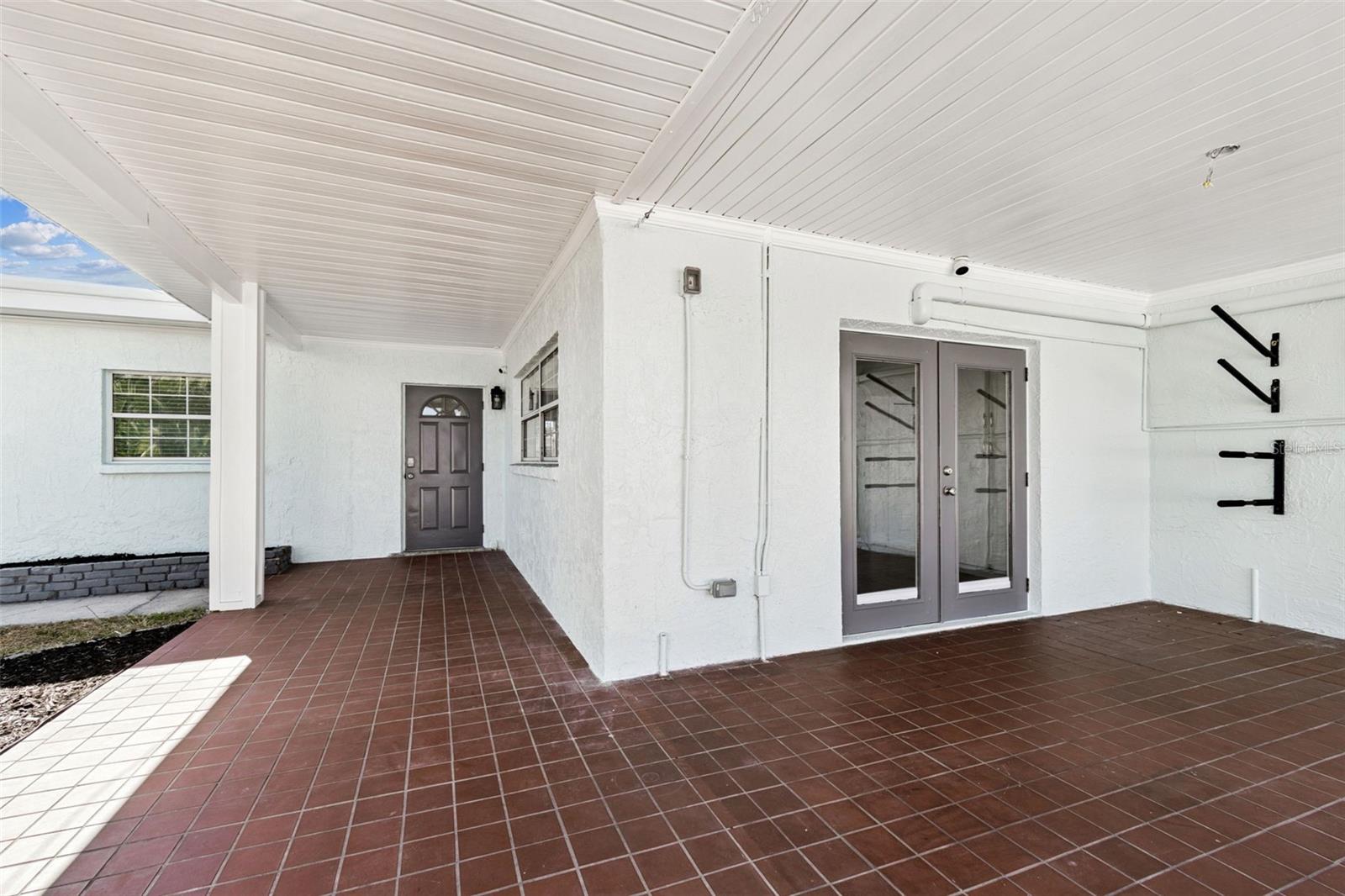 SHORE ACRES EDGEWATER SEC BLKS 17 & 18 - Residential Lease