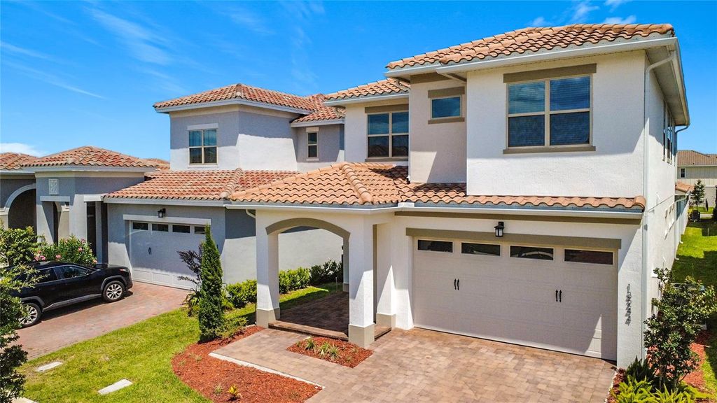 Photo of 13244 Winterton Lane, Orlando, FL 32832 (MLS # O6421527)