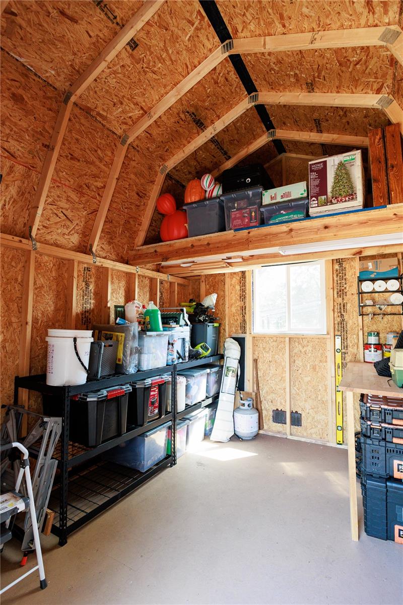 ACREAGE & UNREC - Residential