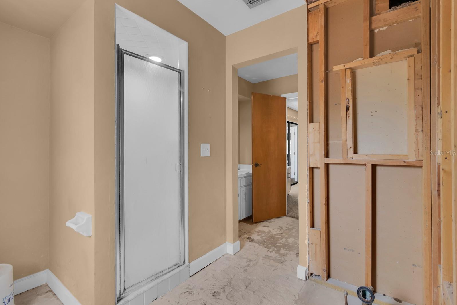 SWEETWATER OAKS - Residential