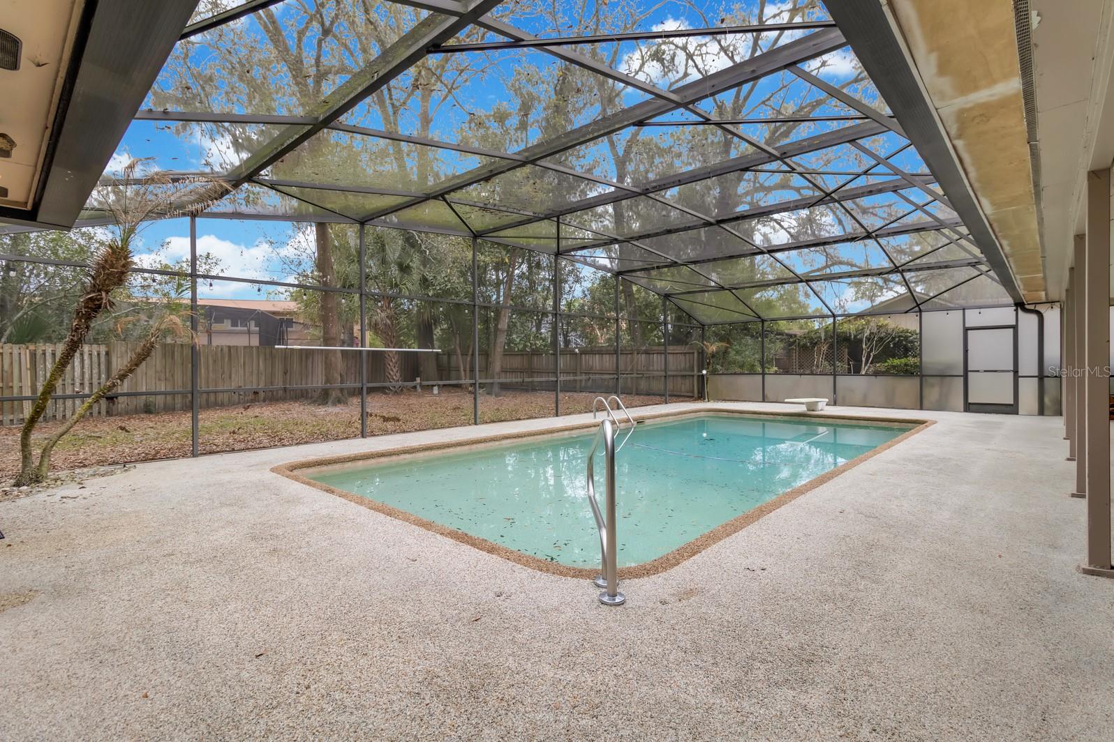 SWEETWATER OAKS - Residential