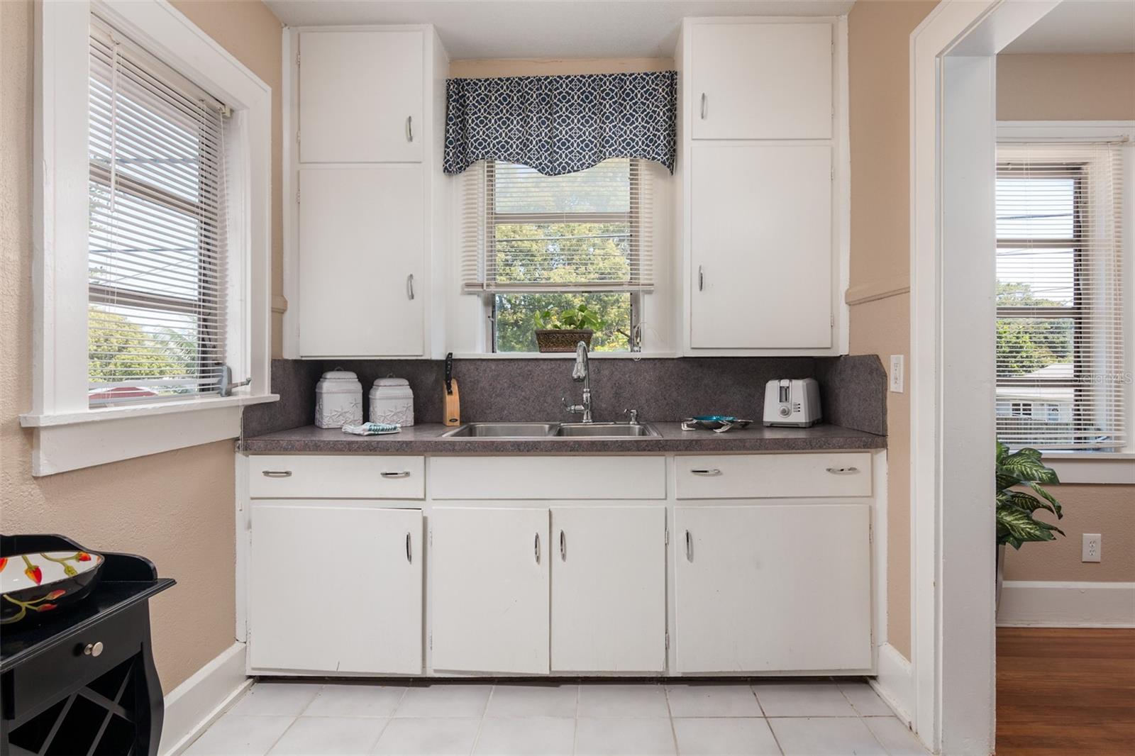 POWERS CENTRAL PARK SUB - Residential Lease