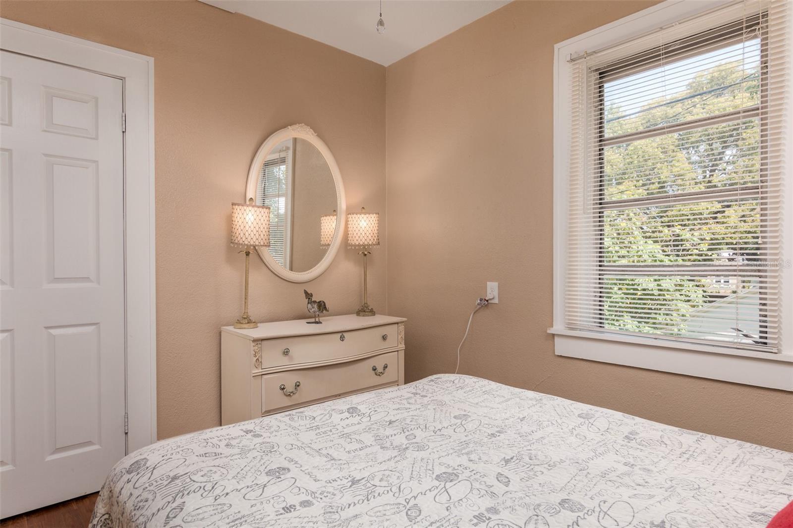 POWERS CENTRAL PARK SUB - Residential Lease