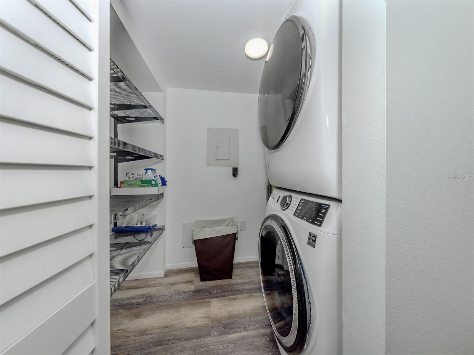 PINEBROOK LAKE CLUB PH 1 - Residential