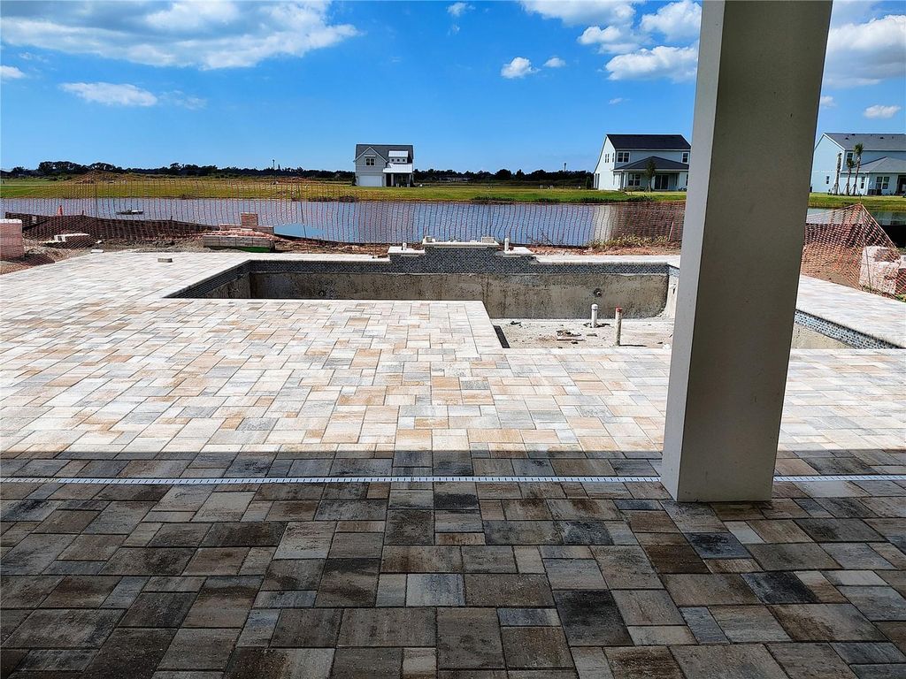 Photo of 725 Anegada Lane, Sarasota, FL 34234 (MLS # A4614859)