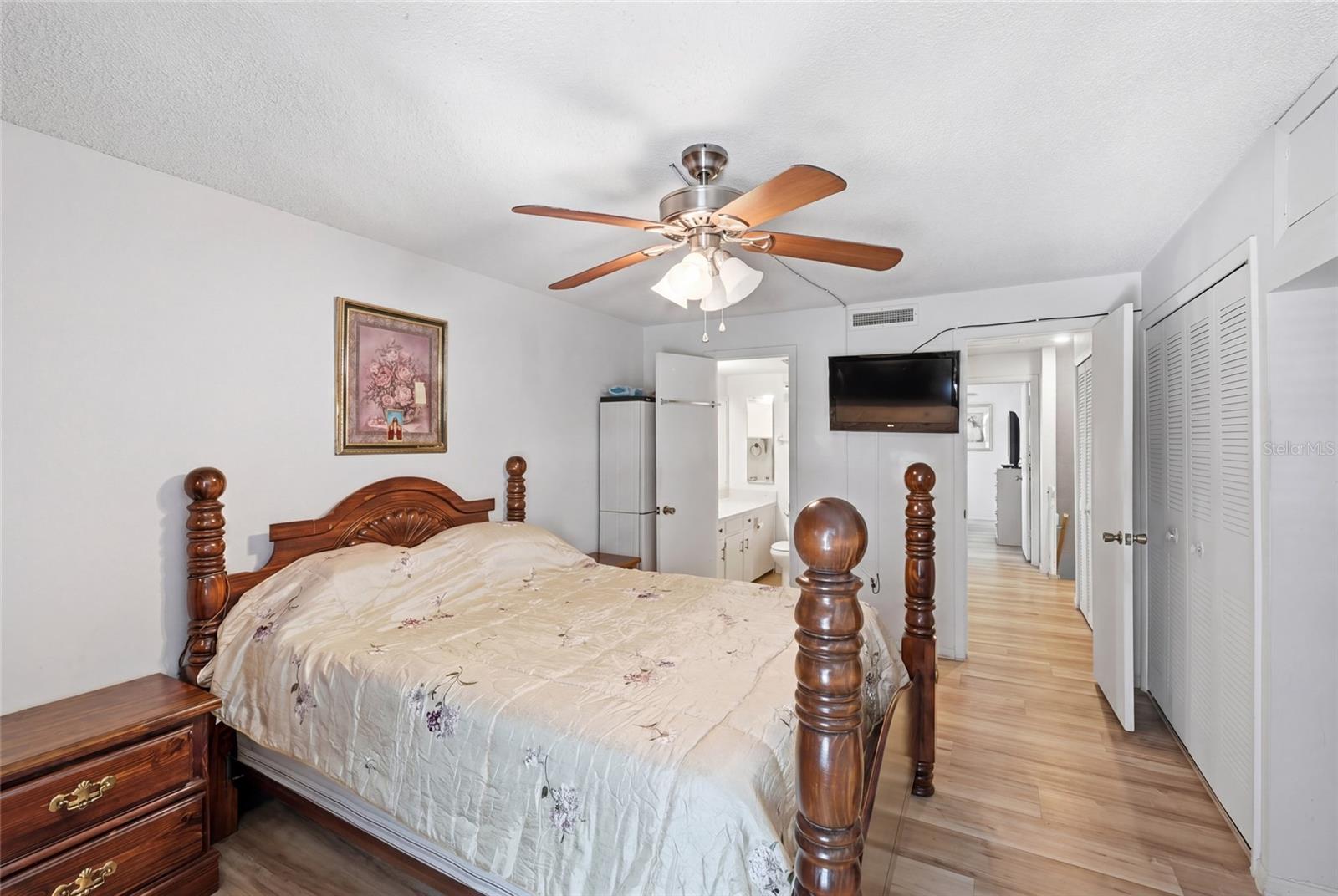SLEEPY HARBOUR APTS CONDO - Residential