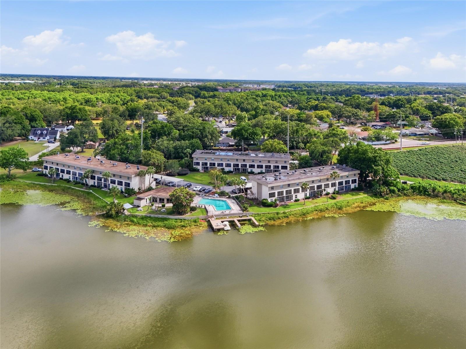 SLEEPY HARBOUR APTS CONDO - Residential