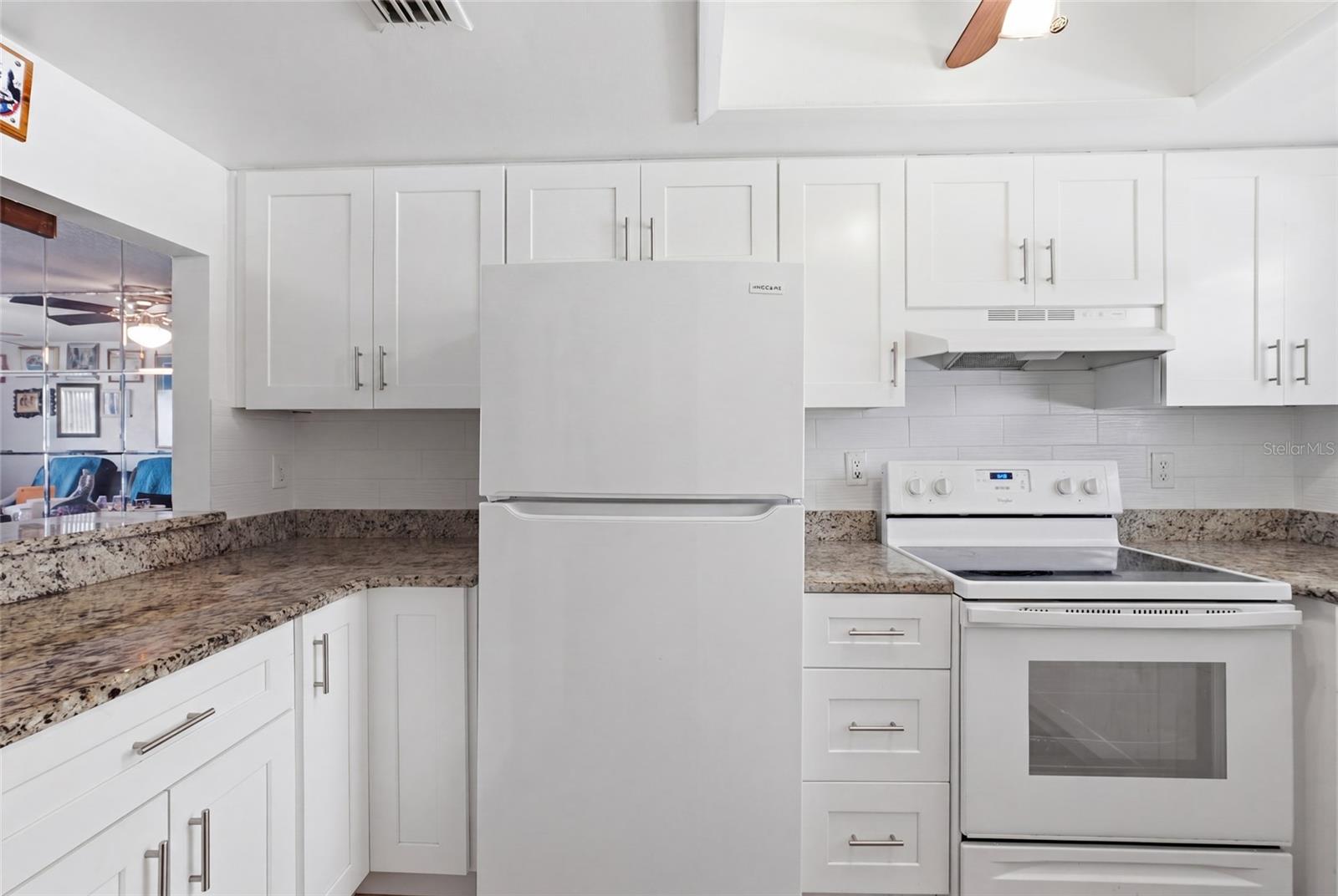 SLEEPY HARBOUR APTS CONDO - Residential