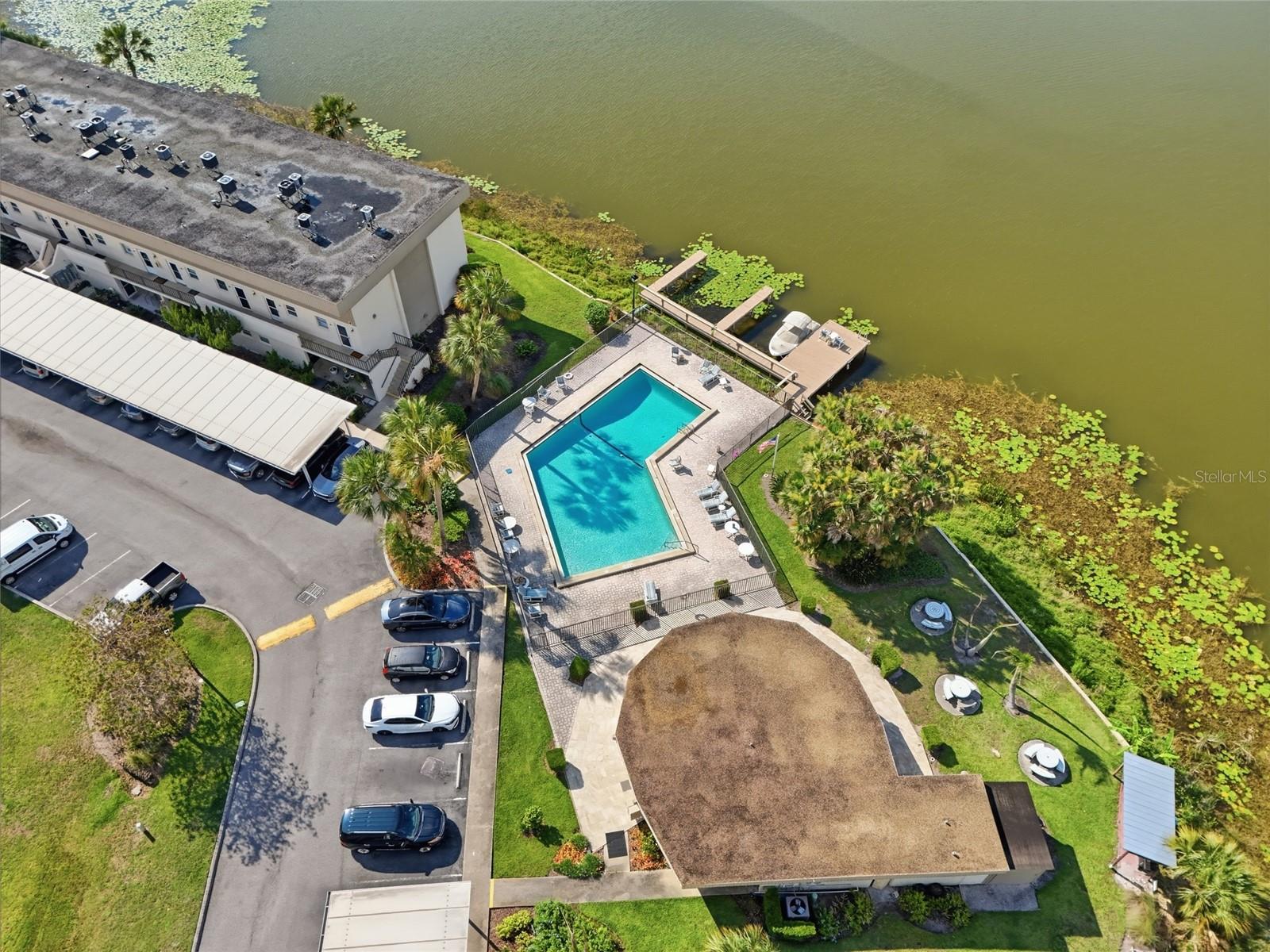 SLEEPY HARBOUR APTS CONDO - Residential