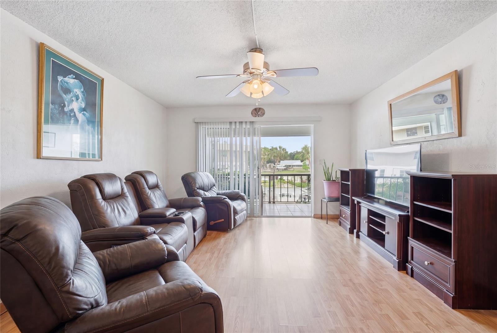SLEEPY HARBOUR APTS CONDO - Residential