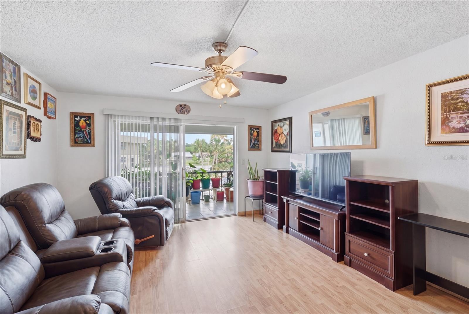 SLEEPY HARBOUR APTS CONDO - Residential