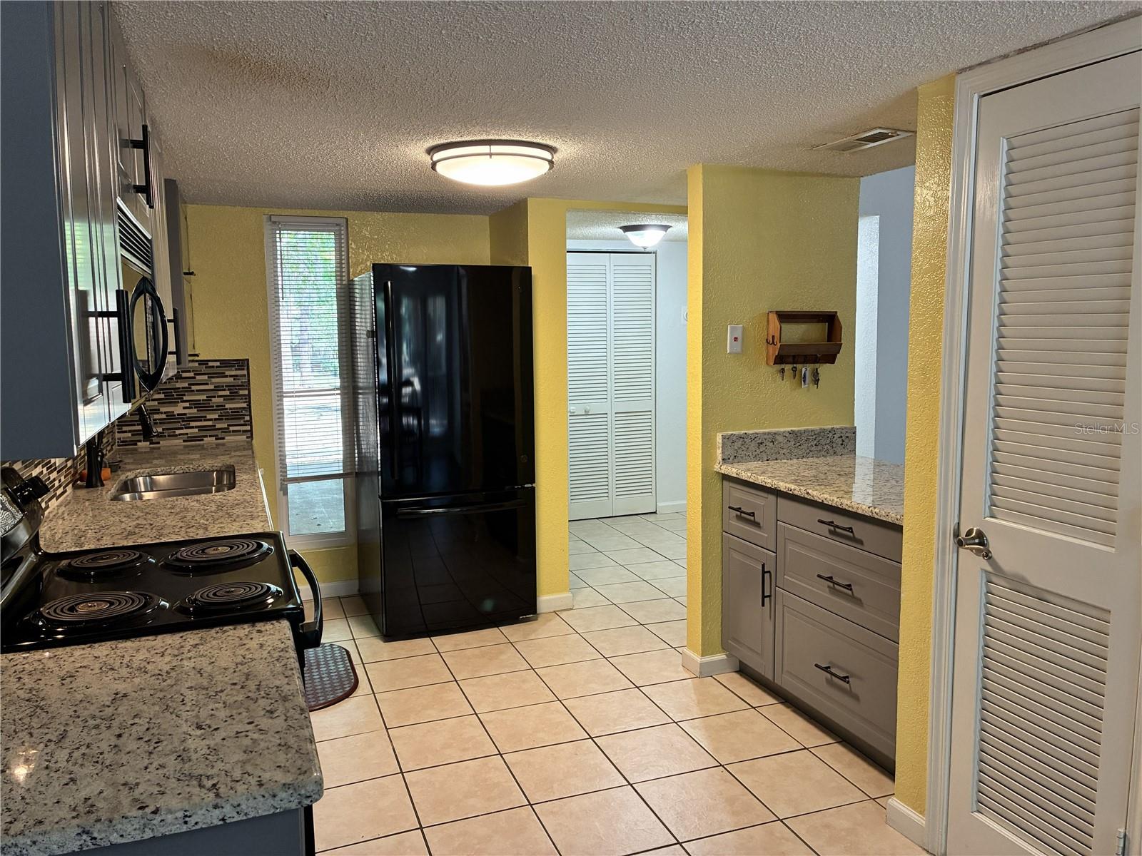 CREEKS EDGE CONDO - Residential Lease
