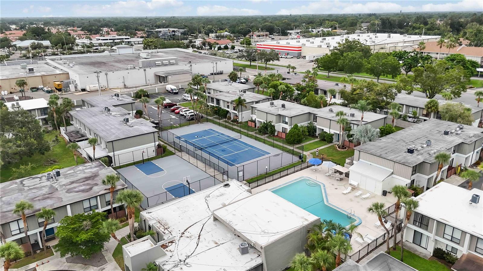 BENEVA RIDGE - Residential Lease