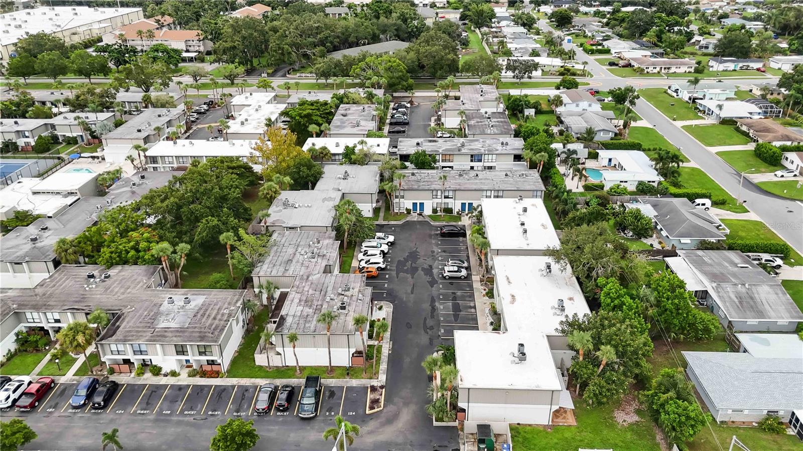 BENEVA RIDGE - Residential Lease