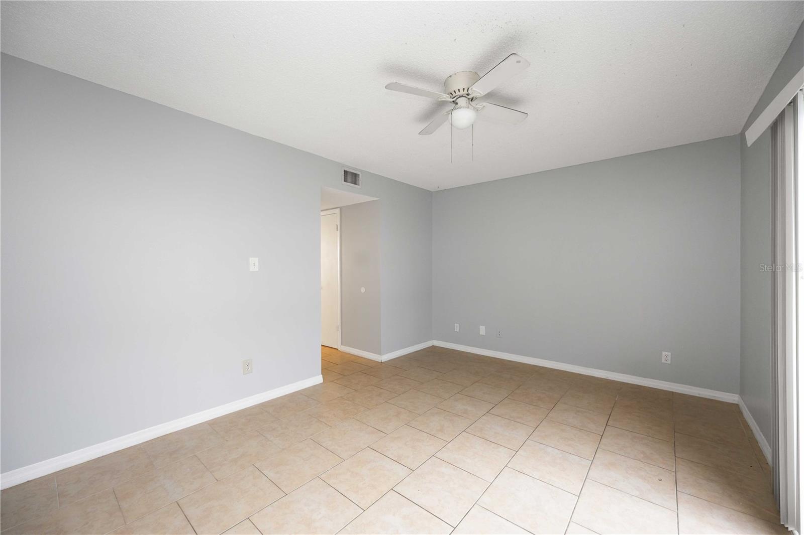 BENEVA RIDGE - Residential Lease