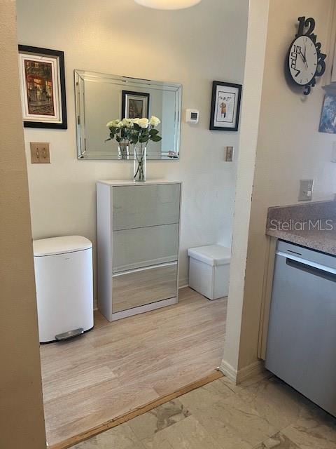 6826 STONES THROW CIRCLE N 11305