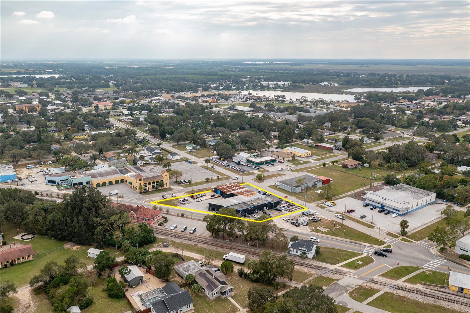 LAKE WALES - Commercial Sale