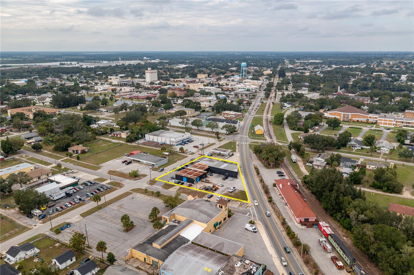LAKE WALES - Commercial Sale