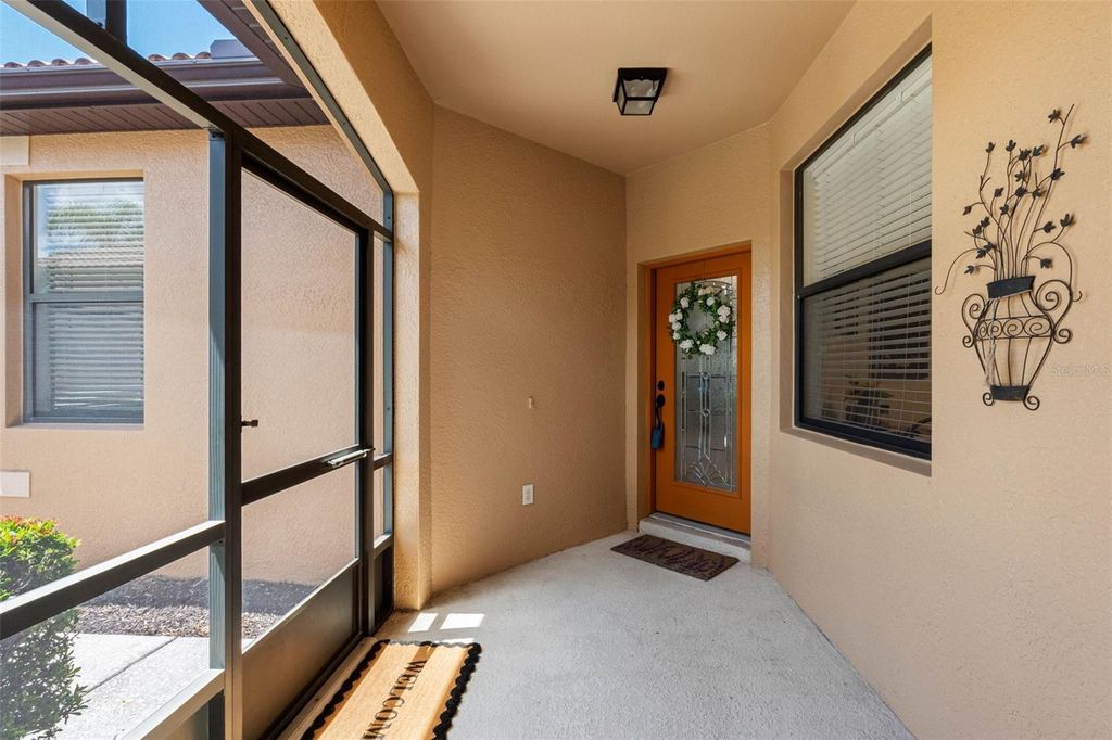 Photo of 102 Shell Falls Drive, Apollo Beach, FL 33572 (MLS # TB8424225)