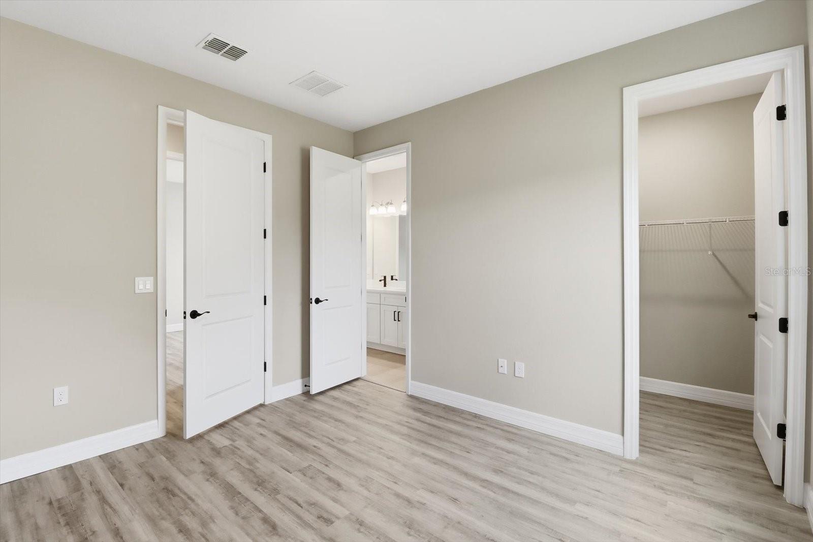 OCALA WATERWAY ESTATE - Residential