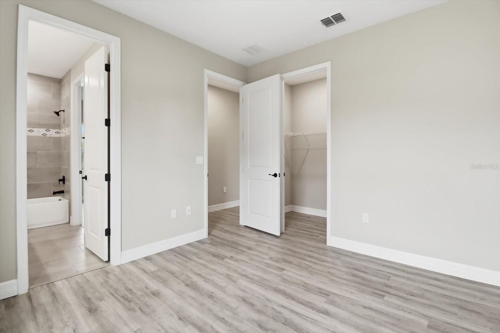 OCALA WATERWAY ESTATE - Residential