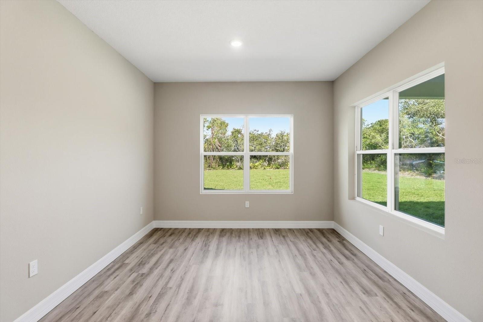 OCALA WATERWAY ESTATE - Residential