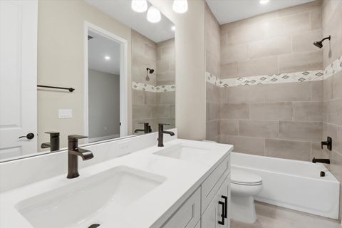 Tiny photo for 4003 SW 102nd Place, Ocala, FL 34476 (MLS # O6359450)