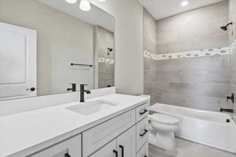 Tiny photo for 4003 SW 102nd Place, Ocala, FL 34476 (MLS # O6359450)